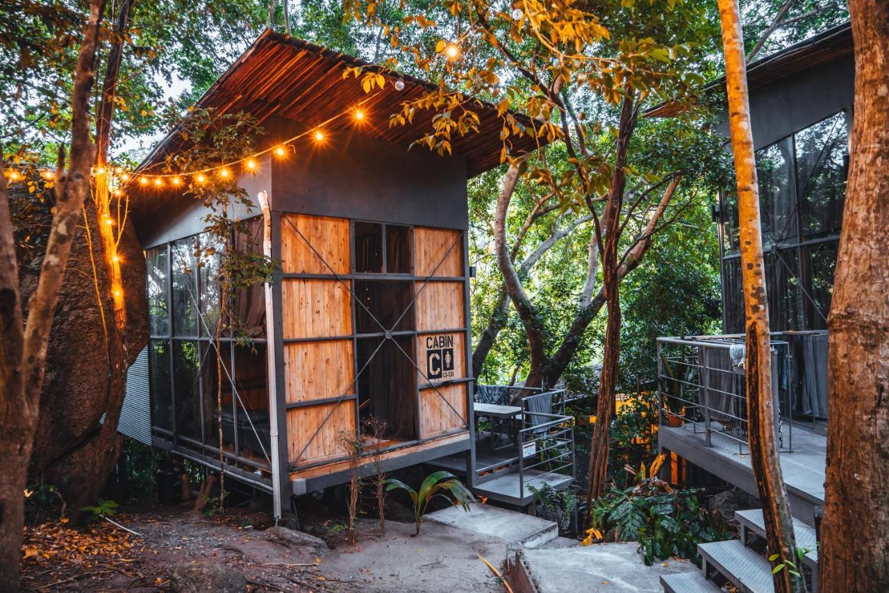 Warehouse Hostel Koh Tao Exteriör bild